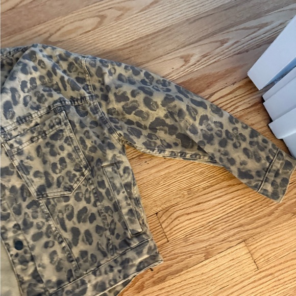 FREE PEOPLE We The Free Opal Swing Printed Denim Jacket - Leopard X-SMALL - Picture 8 of 13